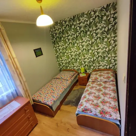 Domek,nocleg Pod Skrzycznym בית נופש שצ'צ'ירק
